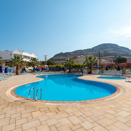 Elvita Beach Hotel Кіотарі Екстер'єр фото