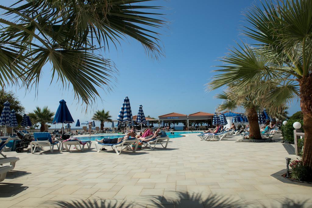 Elvita Beach Hotel Кіотарі Екстер'єр фото